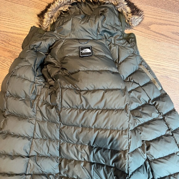 Northface parka - Picture 6 of 6
